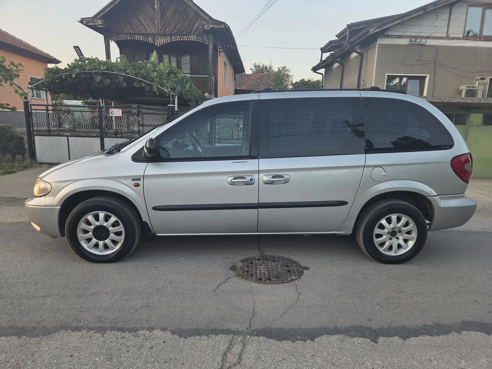 Chrysler Voyager 2.5L CRD 6+ 1 - изображение 4