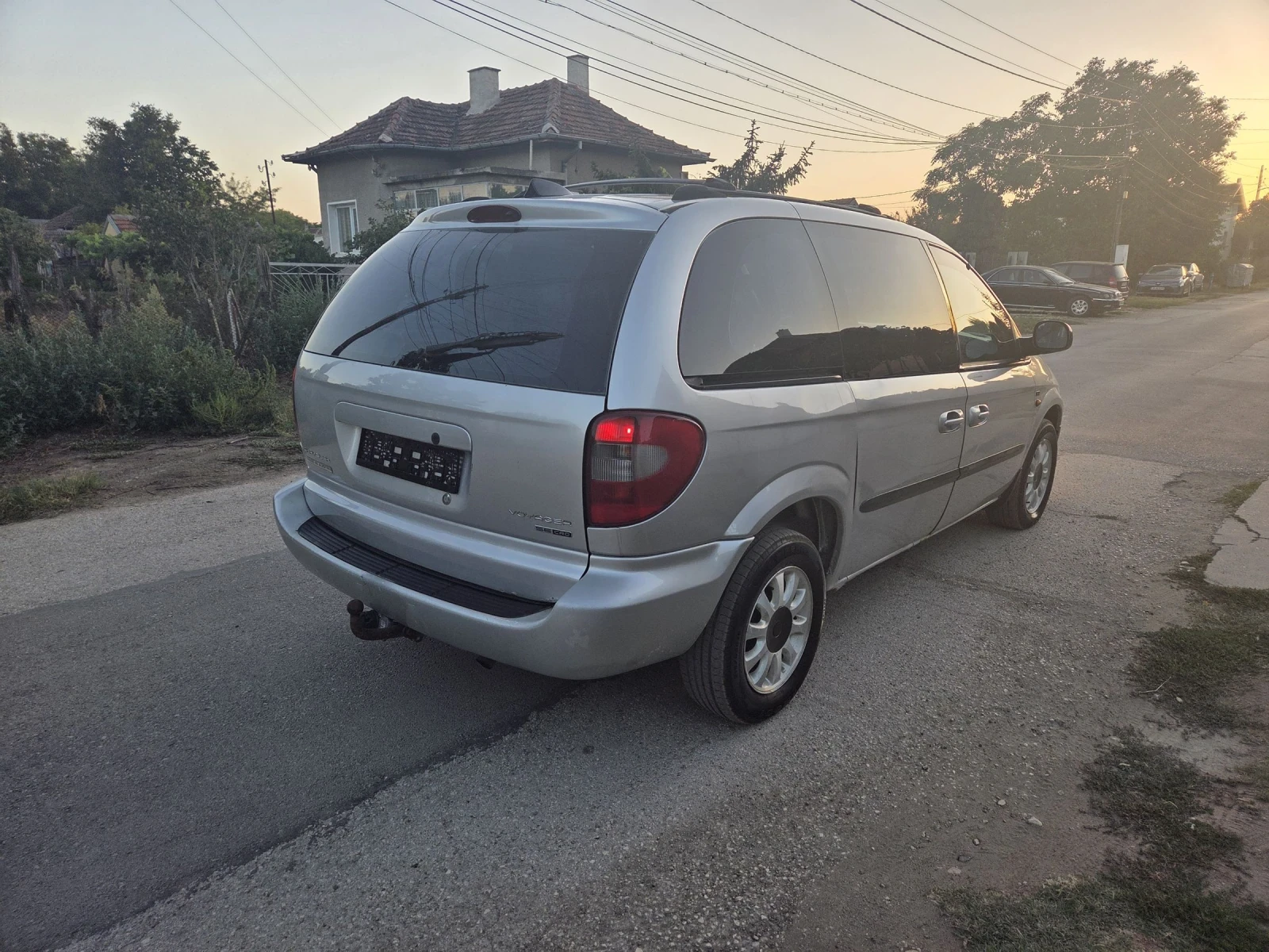 Chrysler Voyager 2.5L CRD 6+ 1 - изображение 7
