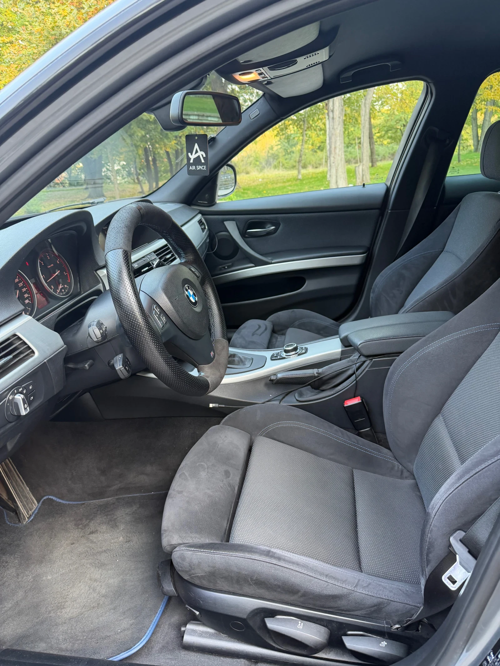 BMW 335 LCI EDITION | Mobile.bg — изображение 9