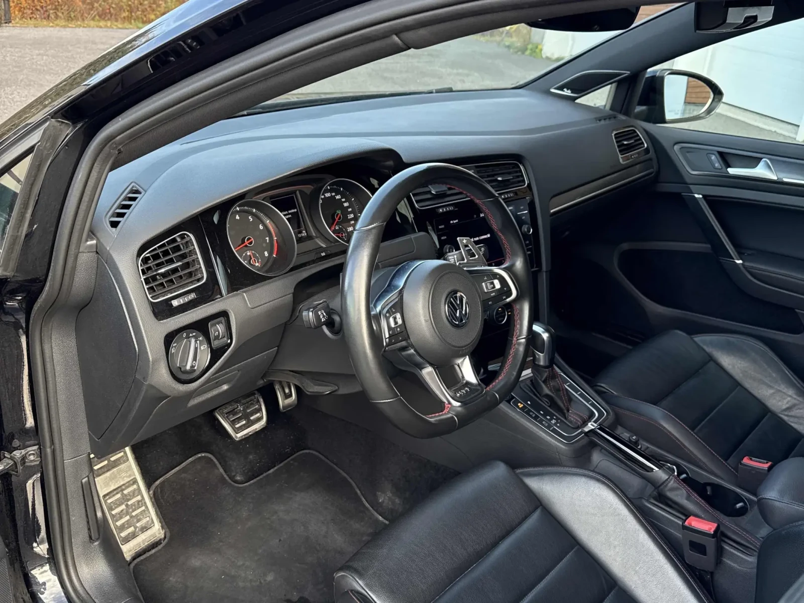 VW Golf * GTI* CARFAX *    | Mobile.bg   8