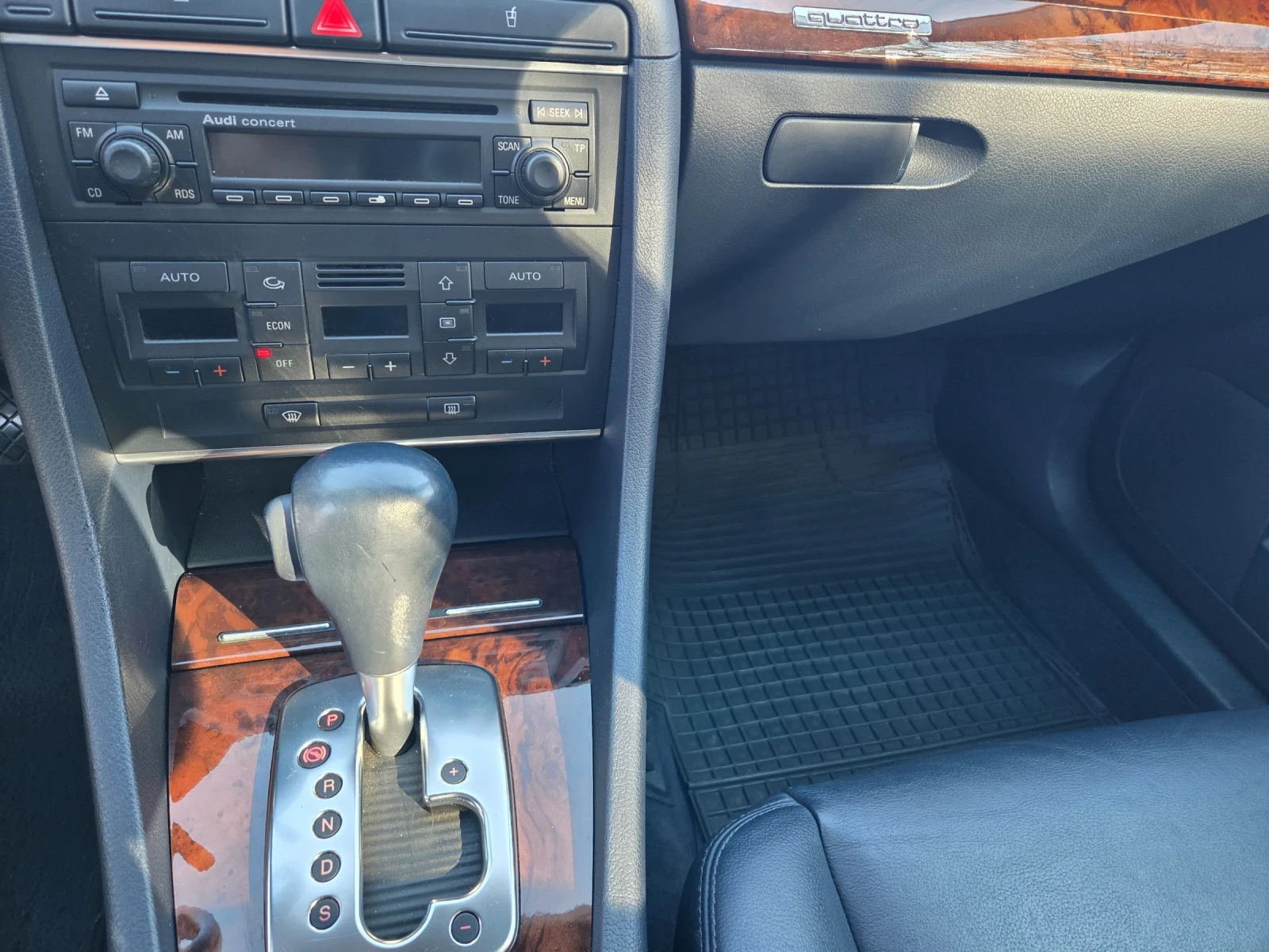 Audi A4 QUATTRO, AUTOMATIC - изображение 8