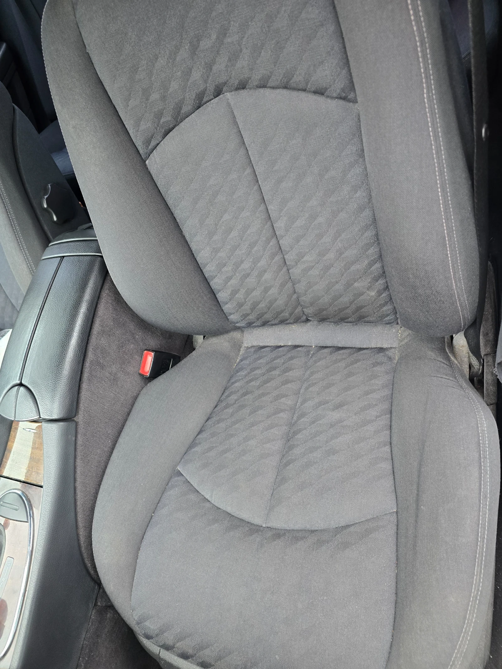 Mercedes-Benz E 220 Classic - изображение 7