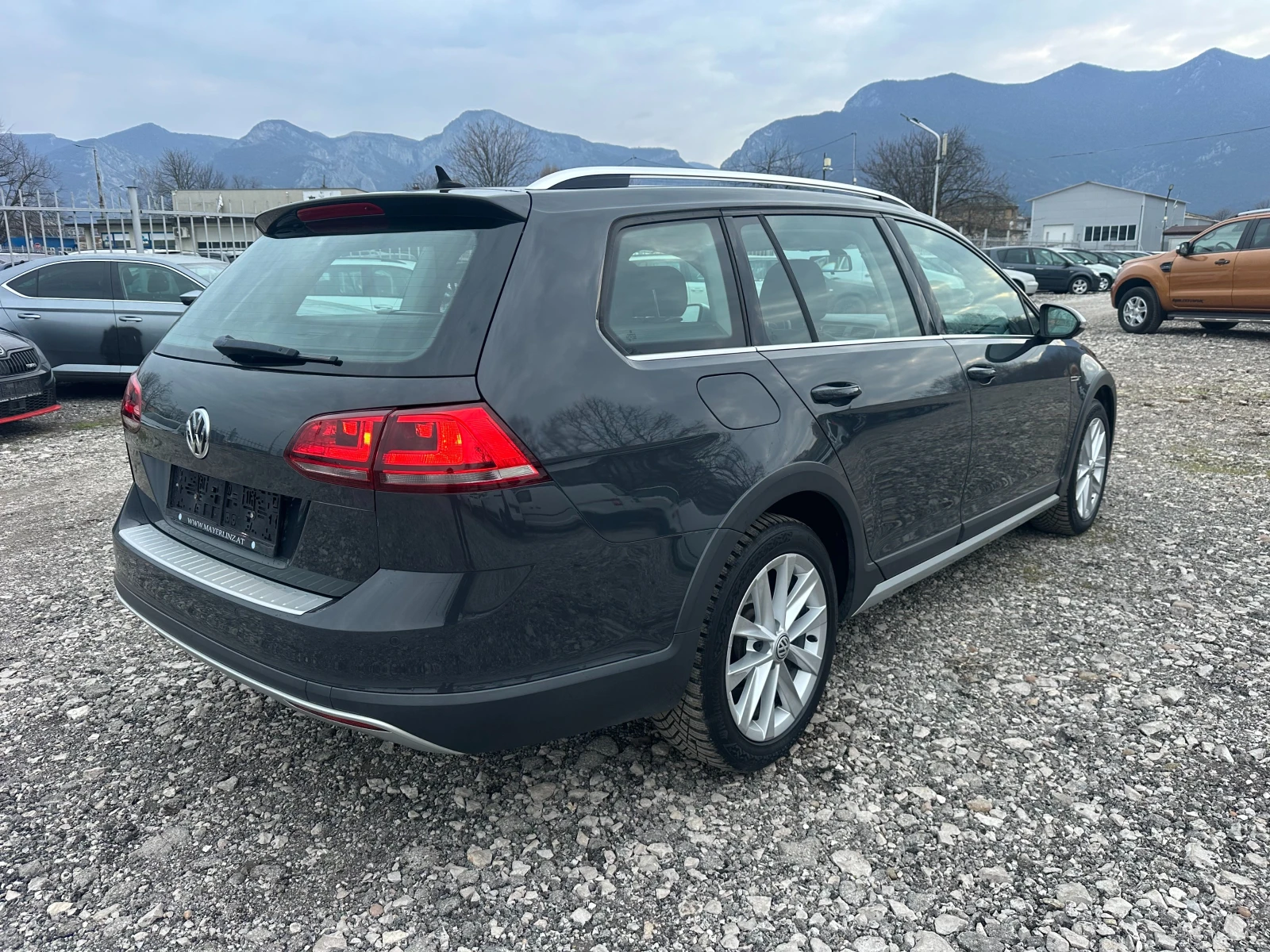 VW Golf 2.0TDI ALLTRACK DSG FULLL, снимка 5 - Автомобили и джипове - 53916742