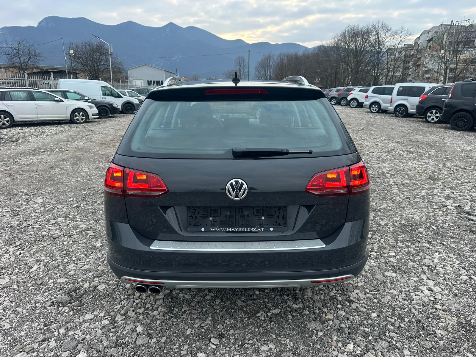 VW Golf 2.0TDI ALLTRACK DSG FULLL, снимка 4 - Автомобили и джипове - 53916742