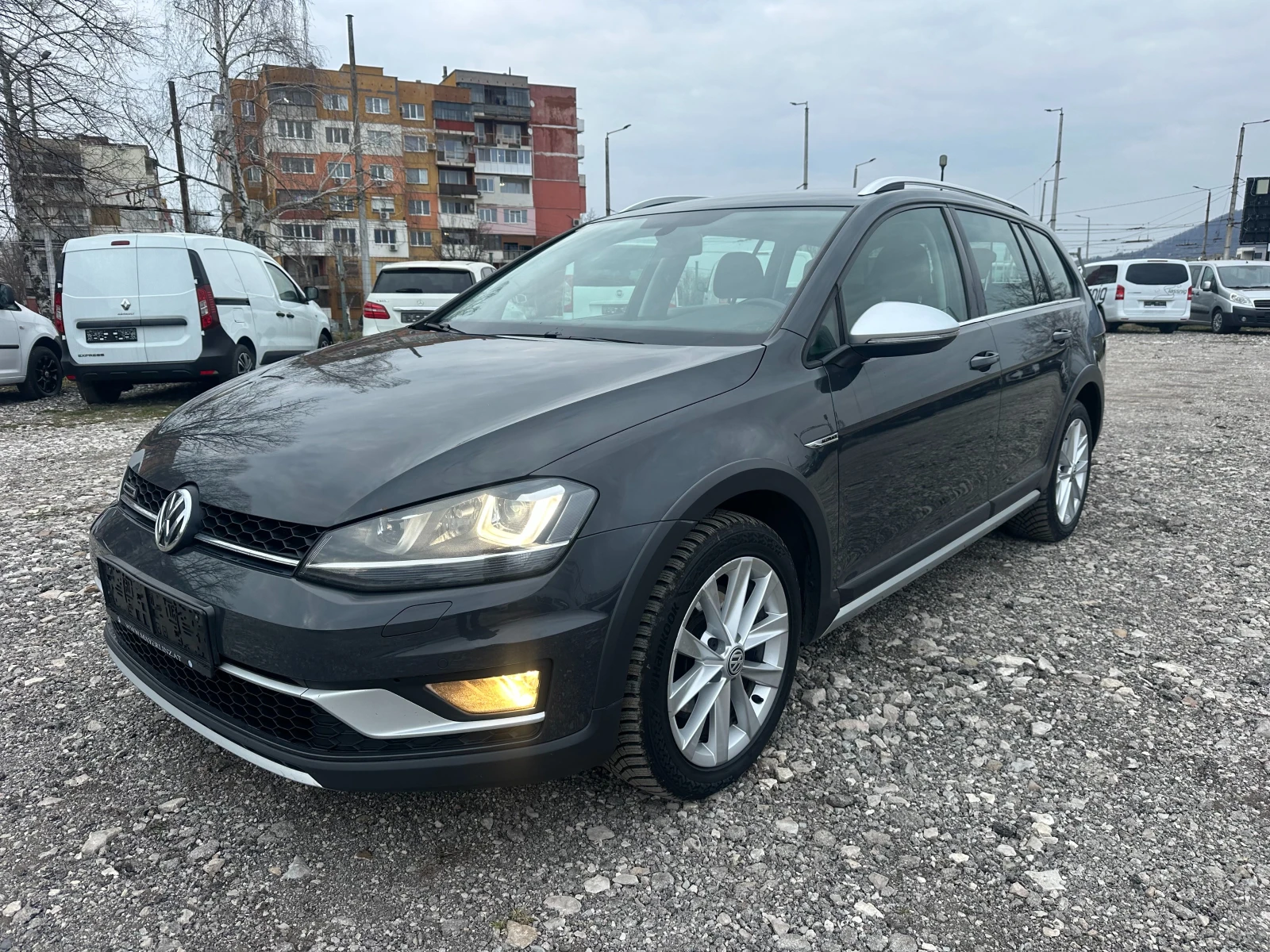 VW Golf 2.0TDI ALLTRACK DSG FULLL