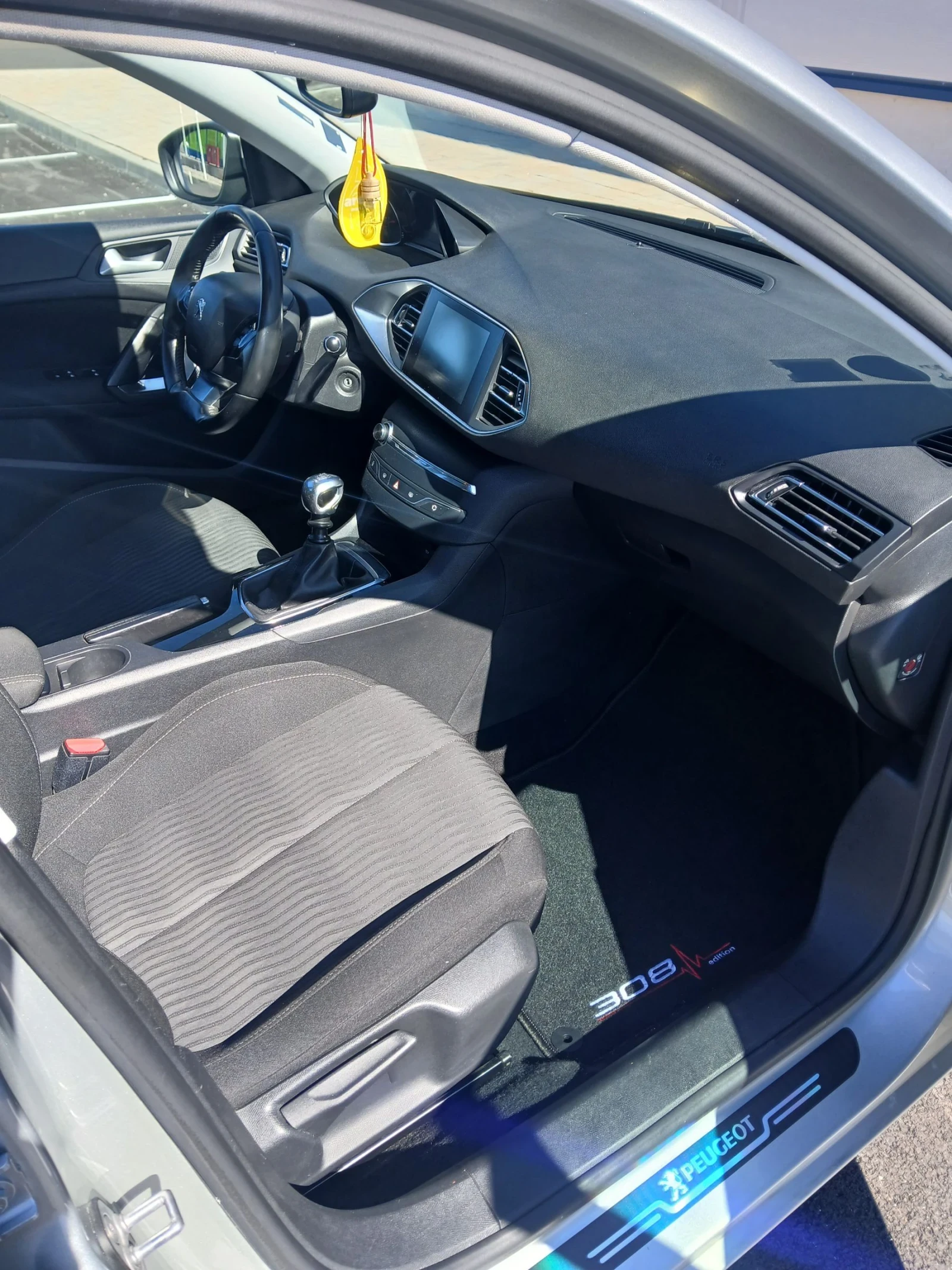 Peugeot 308, снимка 8 - Автомобили и джипове - 54111010