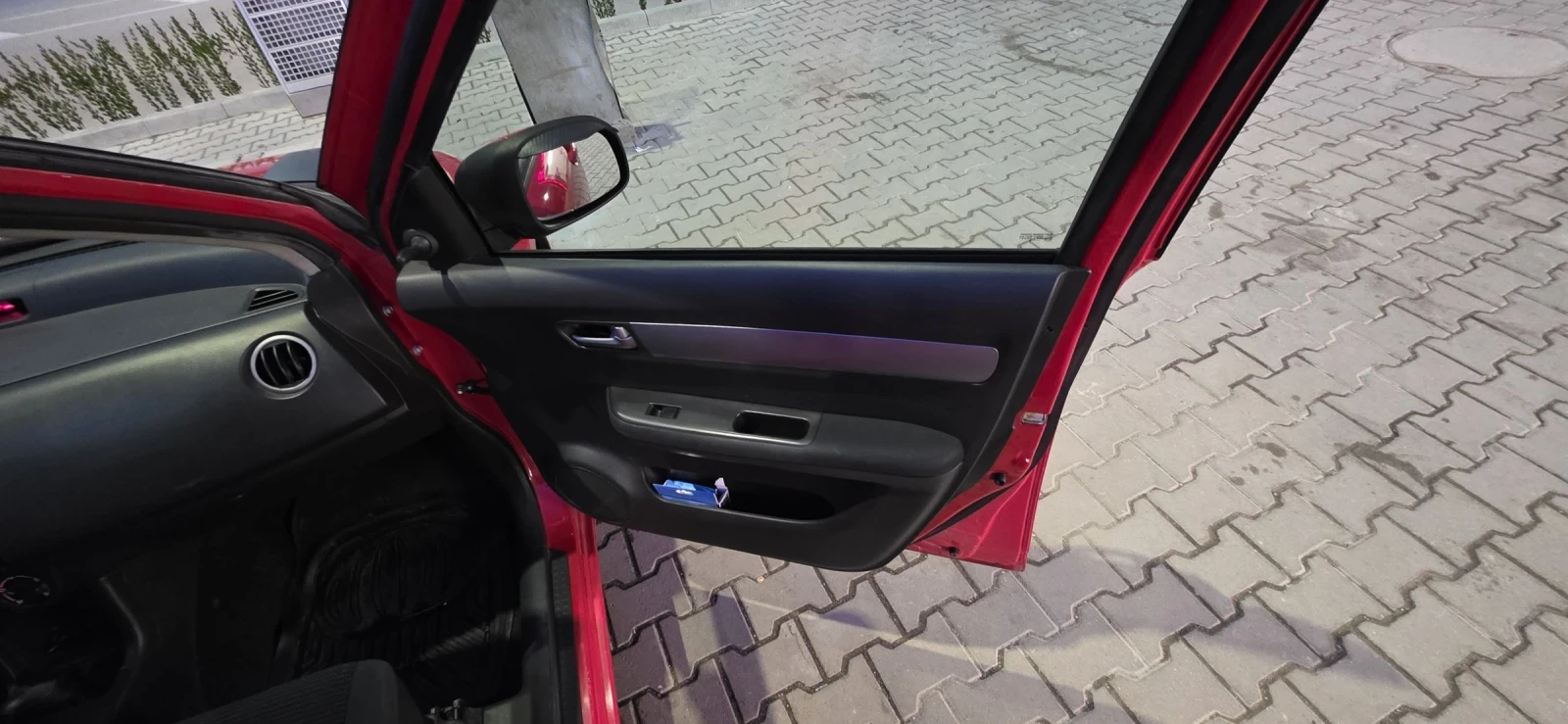 Suzuki Swift 1.3i 92k.c Фейслифт 2008г., снимка 9 - Автомобили и джипове - 54163219