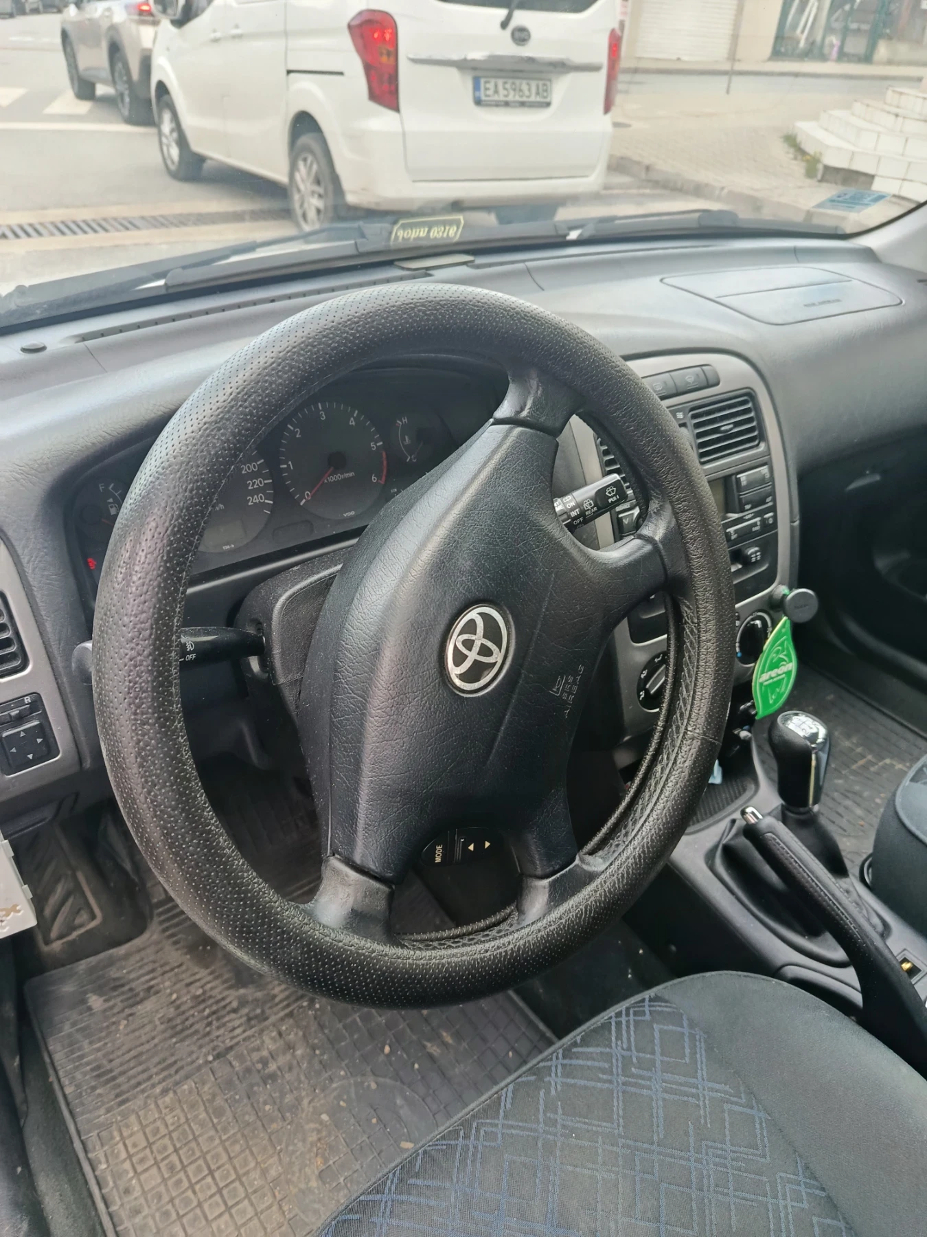 Toyota Avensis, снимка 6 - Автомобили и джипове - 54277999