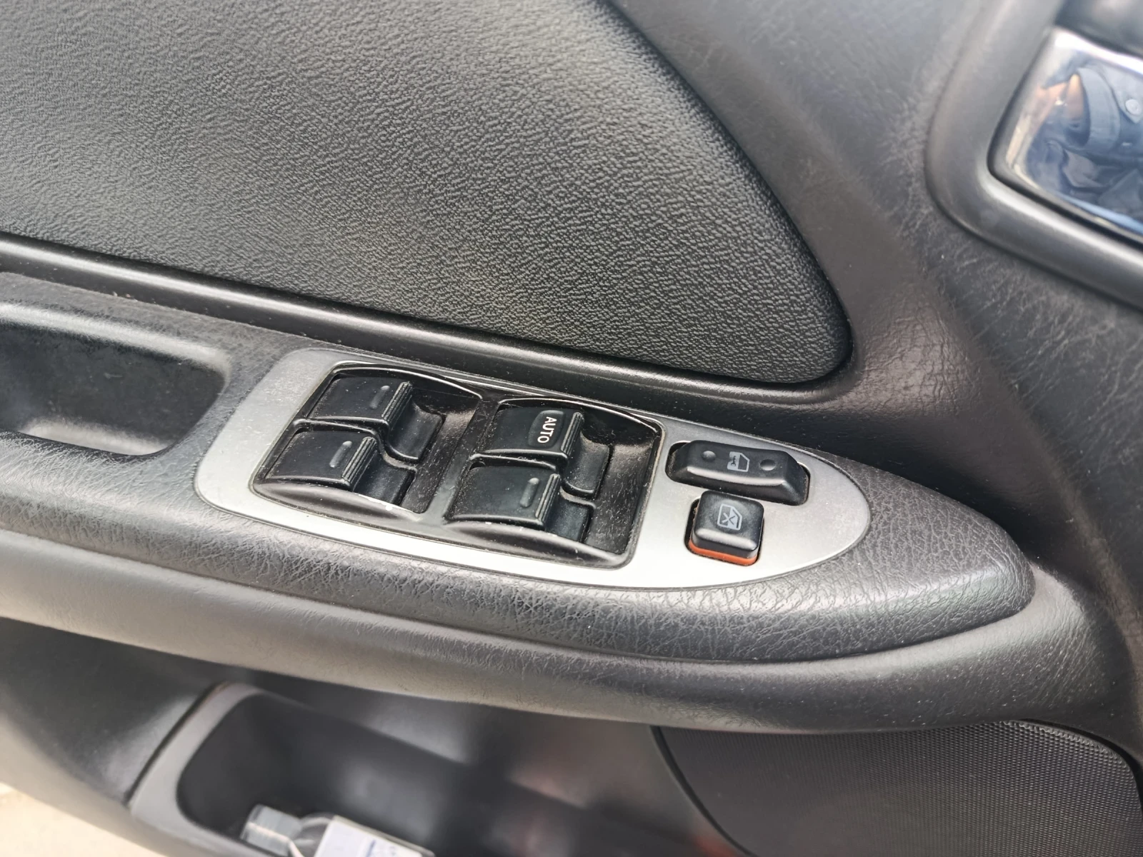 Toyota Avensis, снимка 9 - Автомобили и джипове - 54277999