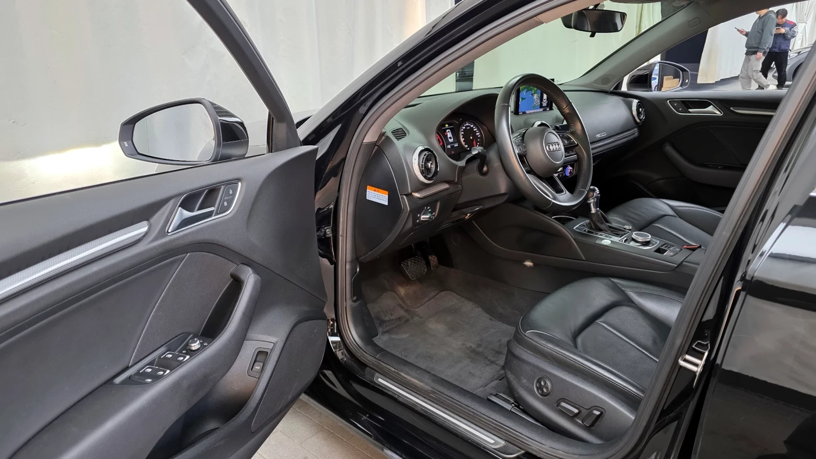 Audi A3 40TFSI, снимка 11 - Автомобили и джипове - 54409066