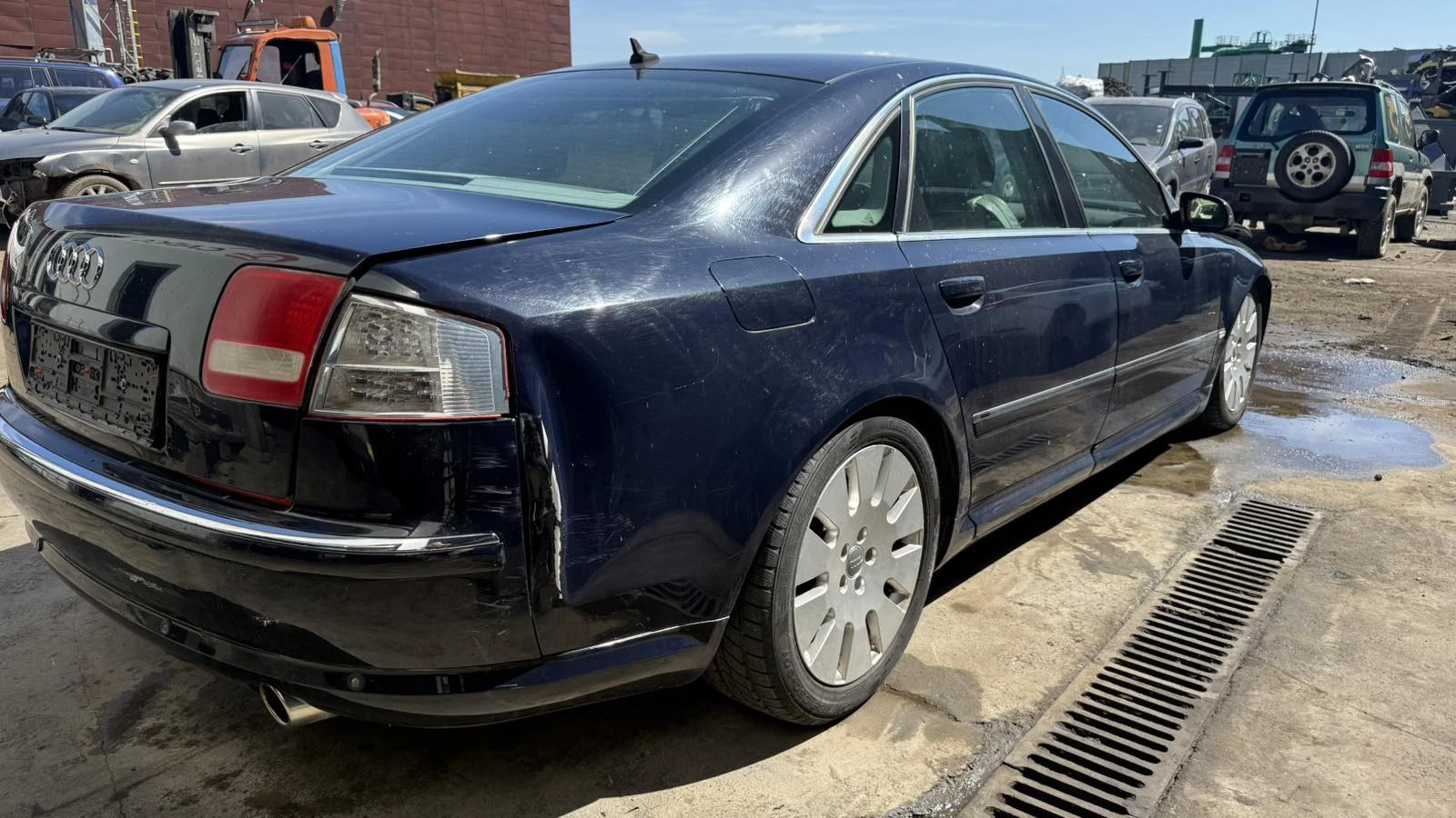 Audi A8, снимка 4 - Автомобили и джипове - 54425165