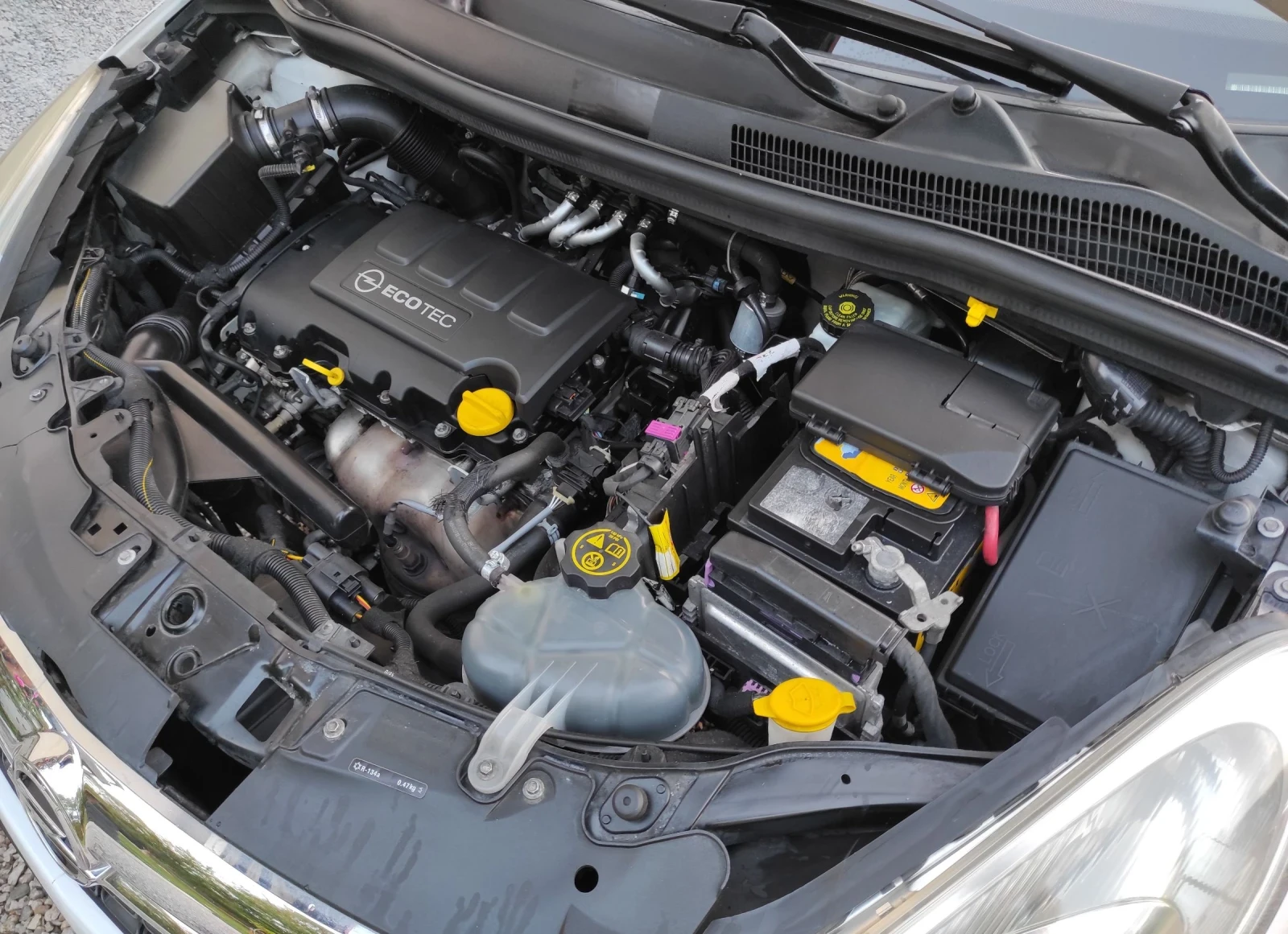 Opel Corsa ///BENZIN /GAS /EURO 5, снимка 14 - Автомобили и джипове - 54559350