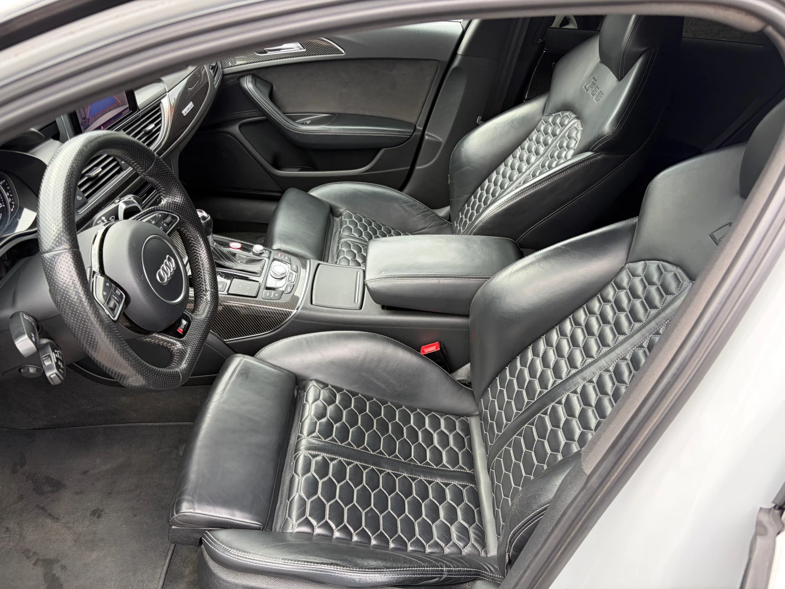 Audi Rs6, снимка 9 - Автомобили и джипове - 54706742