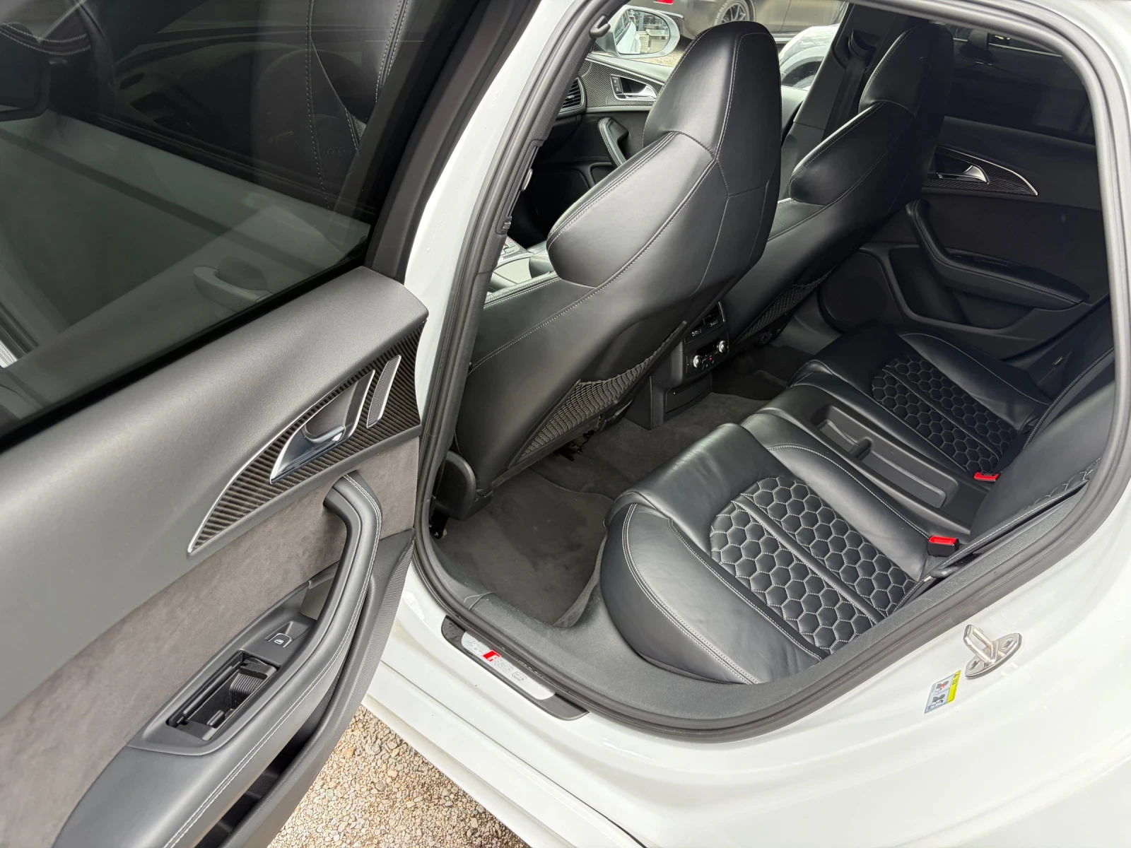 Audi Rs6, снимка 13 - Автомобили и джипове - 54706742