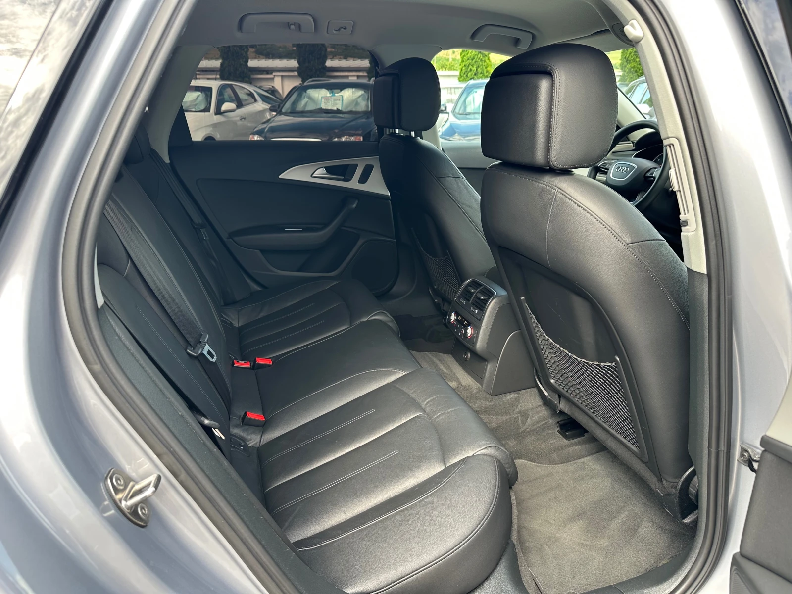 Audi A6 2.0TDI* 190k.c* S line* LED* KEYLESS* NAVI* TOP* , снимка 7 - Автомобили и джипове - 54933037