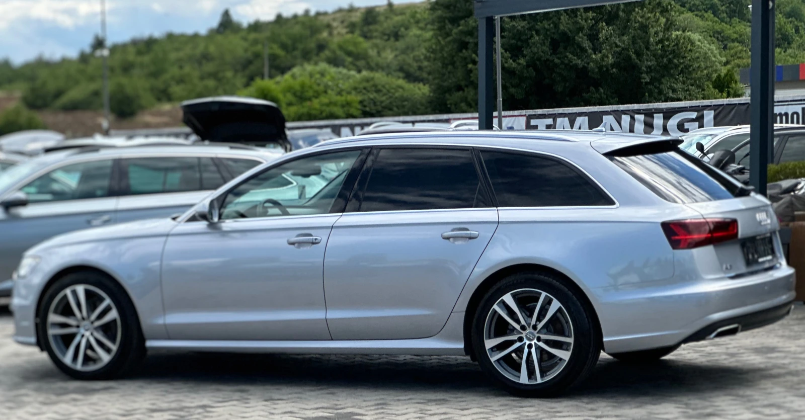 Audi A6 2.0TDI* 190k.c* S line* LED* KEYLESS* NAVI* TOP* , снимка 4 - Автомобили и джипове - 54933037