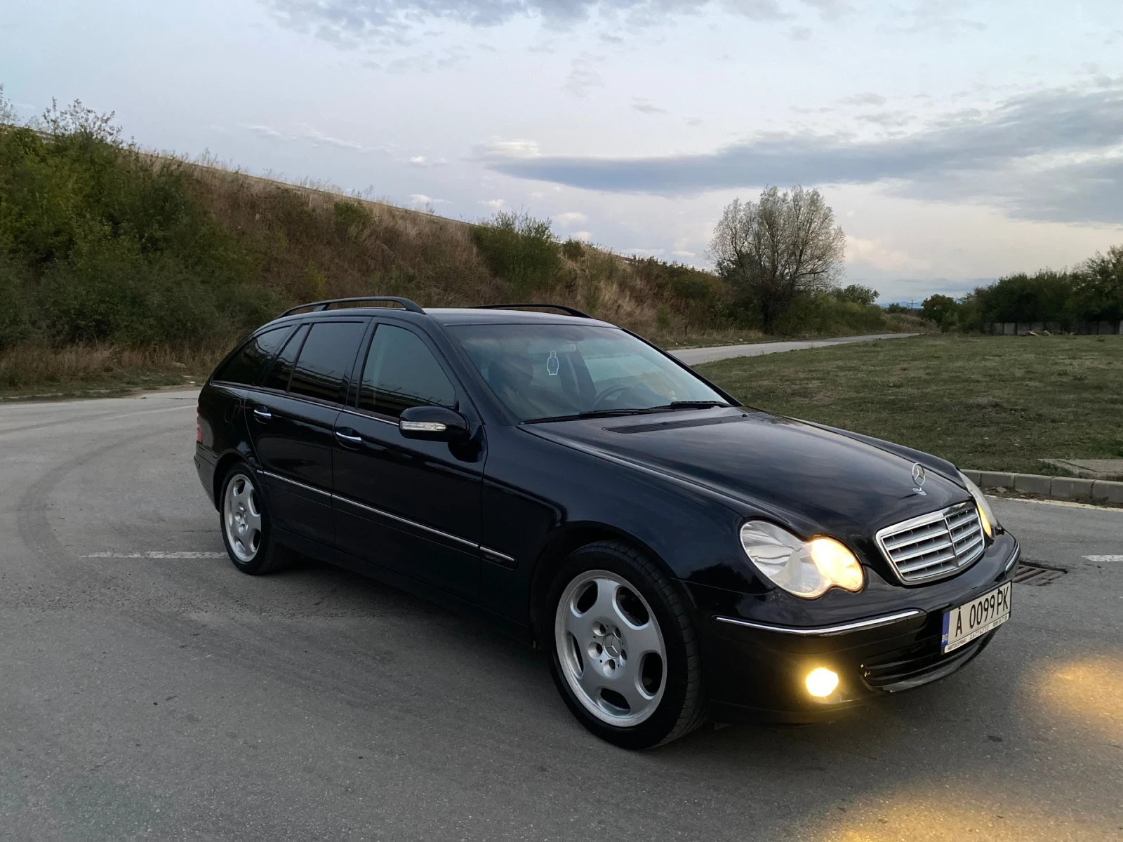 Mercedes-Benz C 200 2.2, снимка 4 - Автомобили и джипове - 55157023