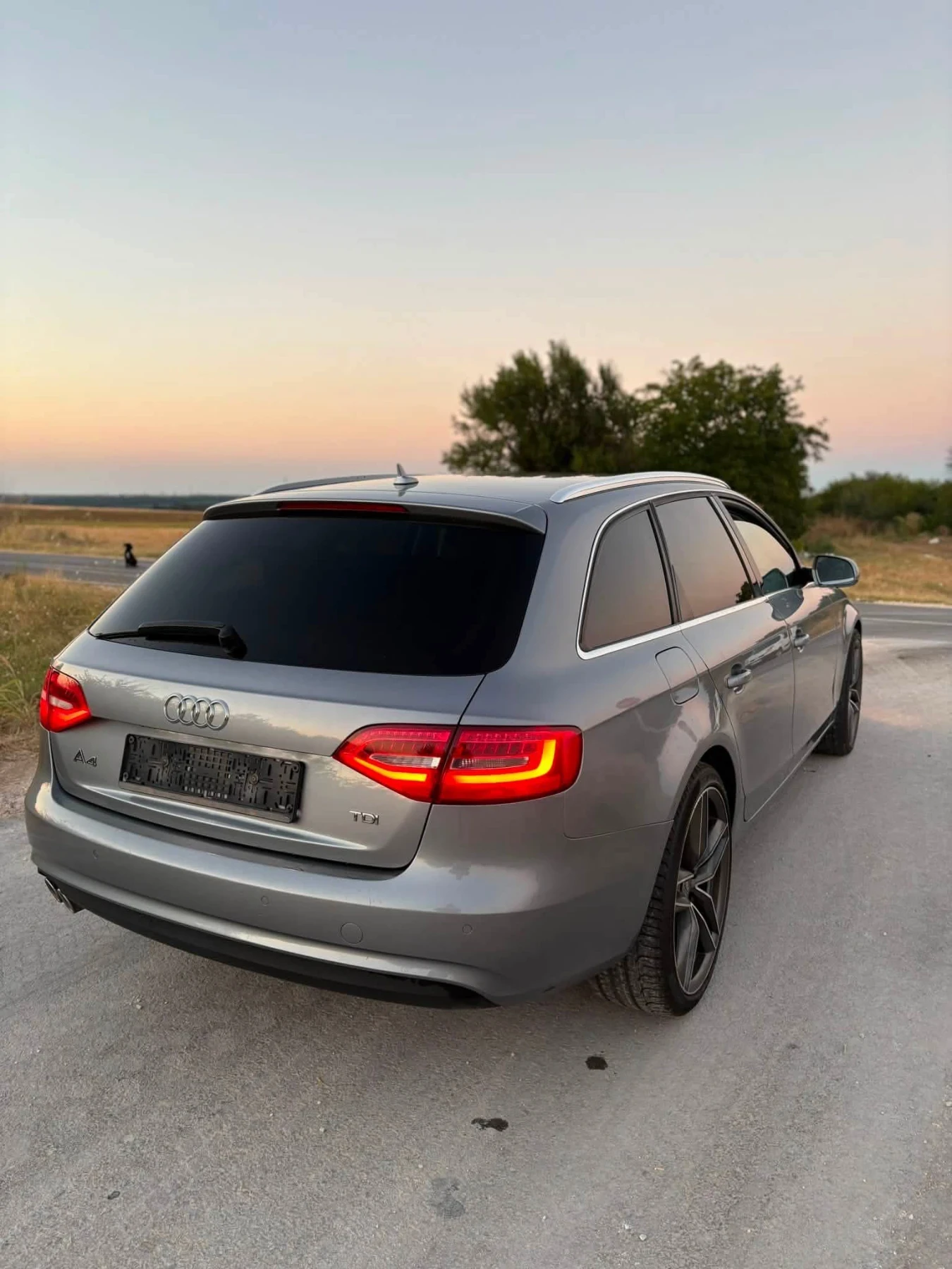 Audi A4 B8, 5 2.0TDI 150 КС S-Line, снимка 5 - Автомобили и джипове - 55711058
