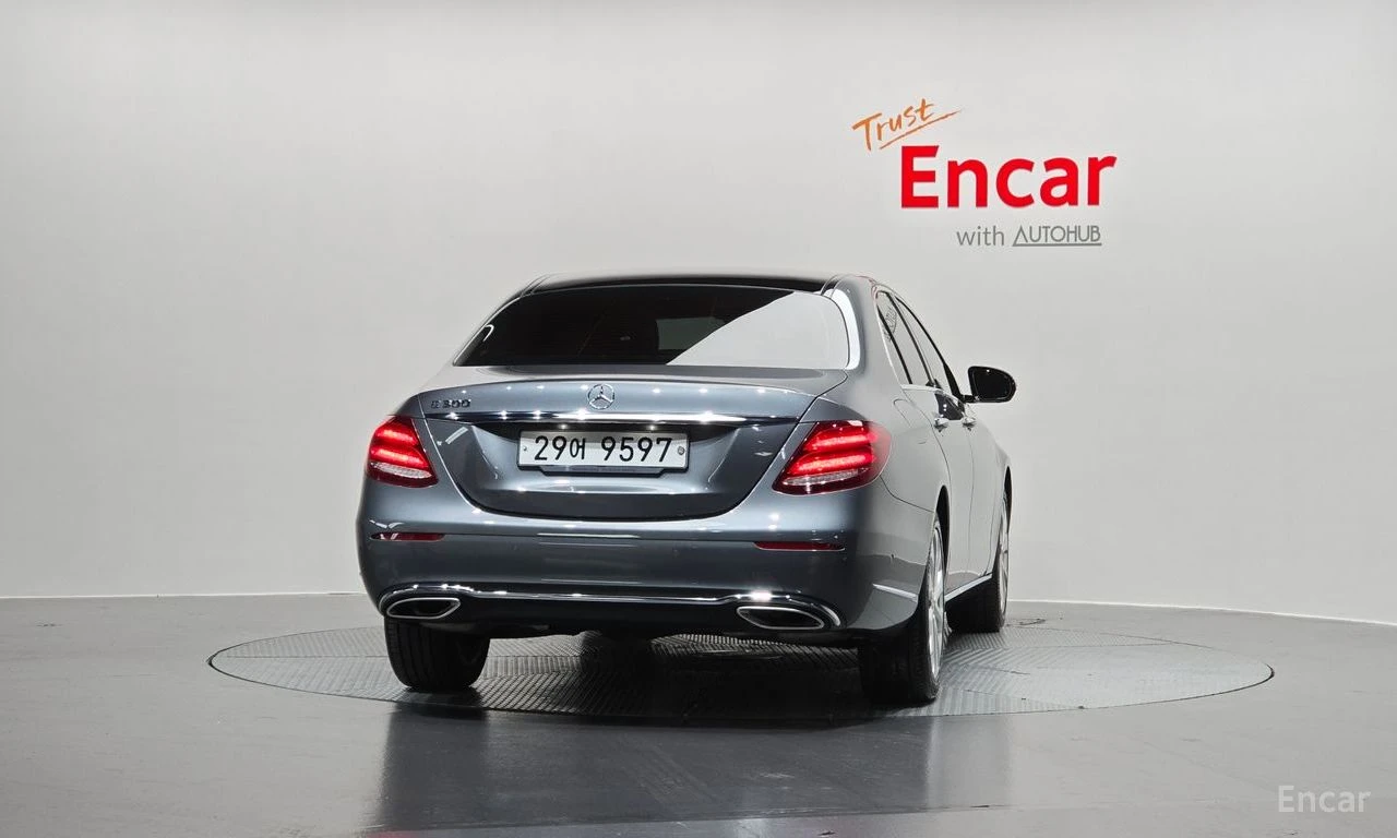 Mercedes-Benz E 300 ��������� * 360 ������ * HEAD-UP * ���������� | Mobile.bg � ����������� 4