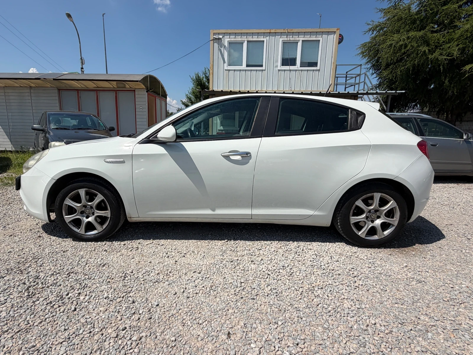 Alfa Romeo Giulietta 1.4 TURBO BENZIN / ГАЗ, снимка 5 - Автомобили и джипове - 55299319