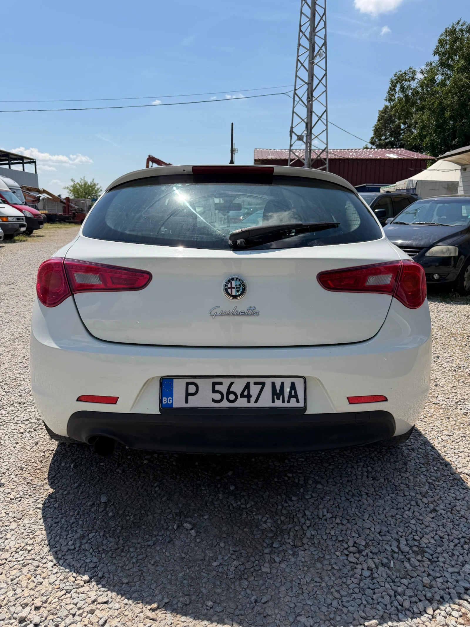 Alfa Romeo Giulietta 1.4 TURBO BENZIN / ГАЗ, снимка 6 - Автомобили и джипове - 55299319