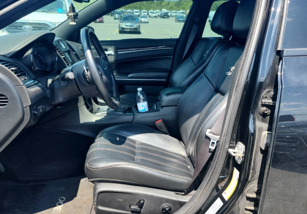 Chrysler 300c * Pano* Back cam* Подгрев* , снимка 6 - Автомобили и джипове - 55352068