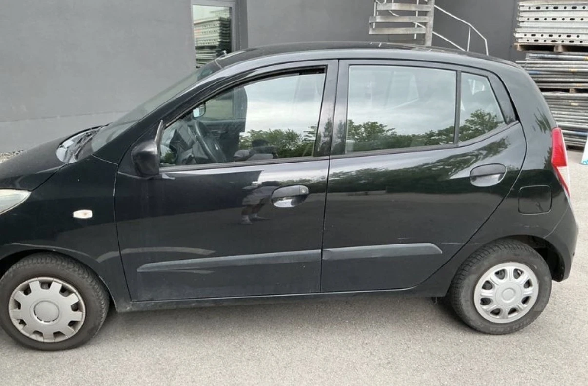 Hyundai I10 1.1i Edition + Очакван Внос, снимка 2 - Автомобили и джипове - 55355236