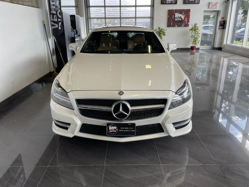 Mercedes-Benz CLS 550 4MATIC* КОЖА* DESIGNO* ОБДУХВ* BURM.* PANO* , снимка 3 - Автомобили и джипове - 55437554