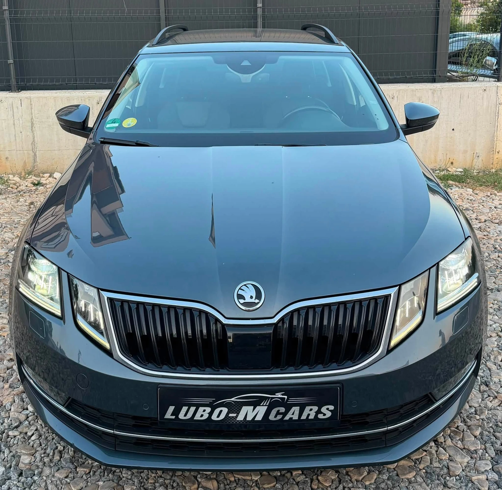 Skoda Octavia 2.0TDI* 150* DSG* ACC* FULL LED* GERMANY, снимка 2 - Автомобили и джипове - 55594303