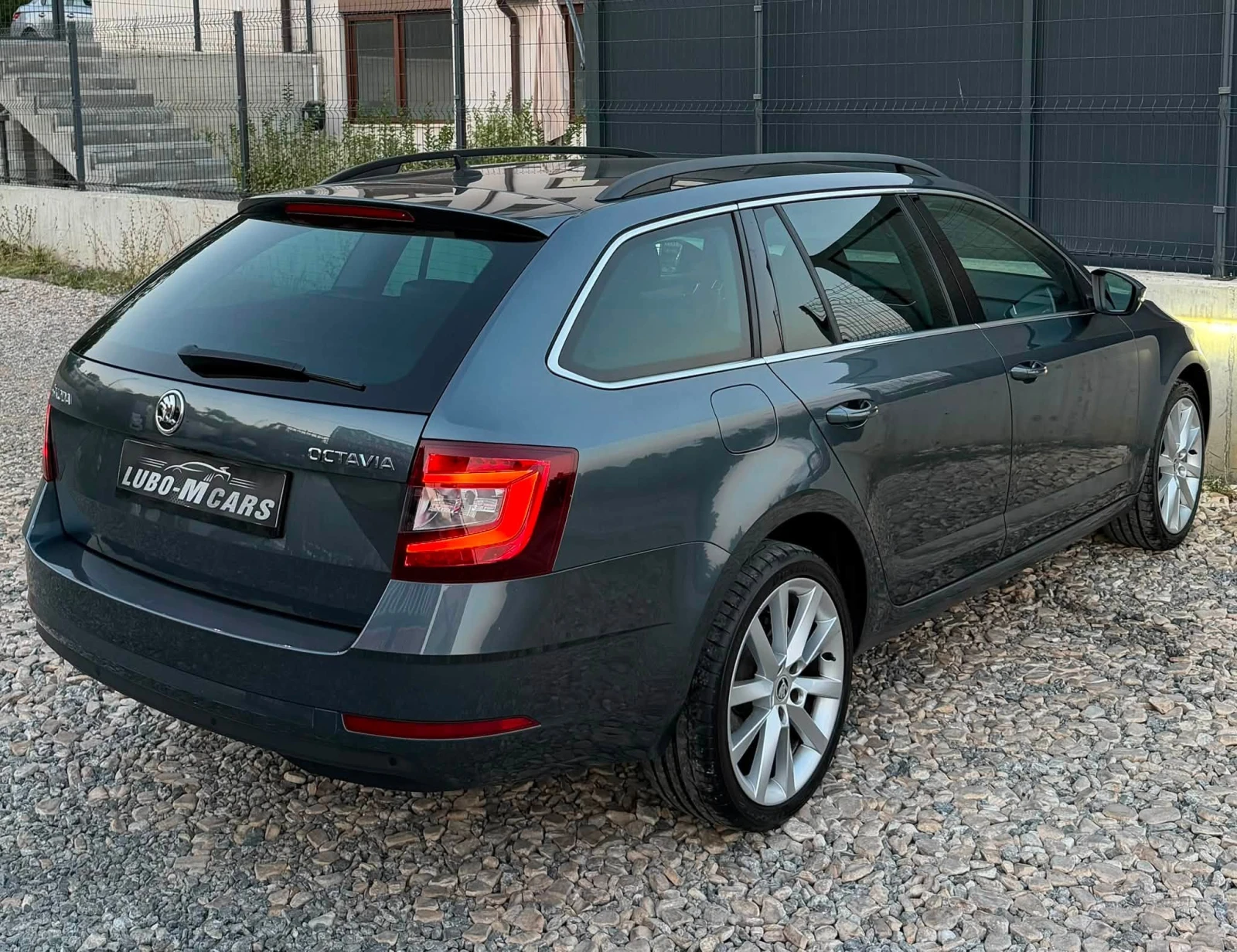 Skoda Octavia 2.0TDI* 150* DSG* ACC* FULL LED* GERMANY, снимка 8 - Автомобили и джипове - 55594303