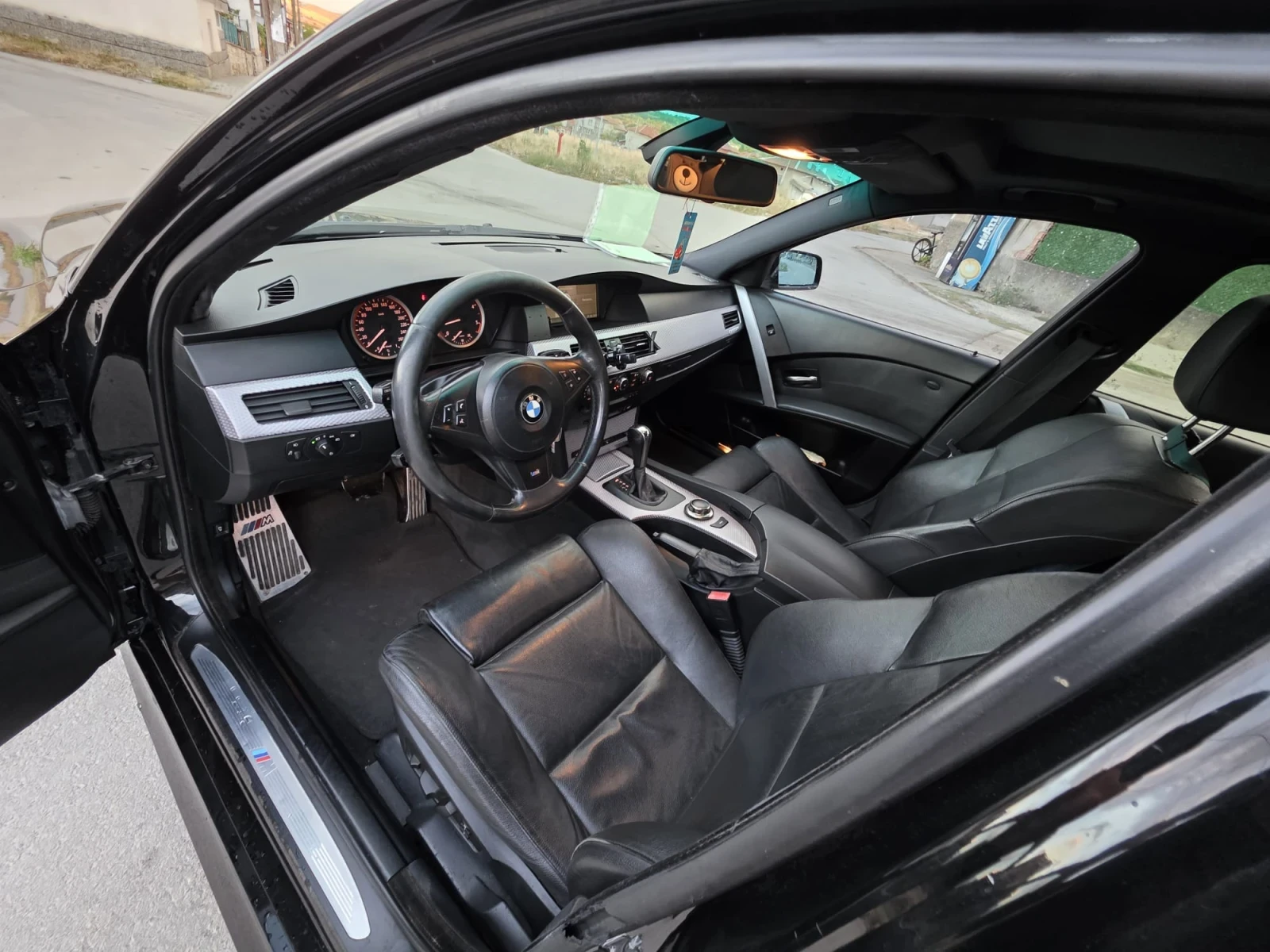 BMW 530 Xdrive, снимка 11 - Автомобили и джипове - 56184235