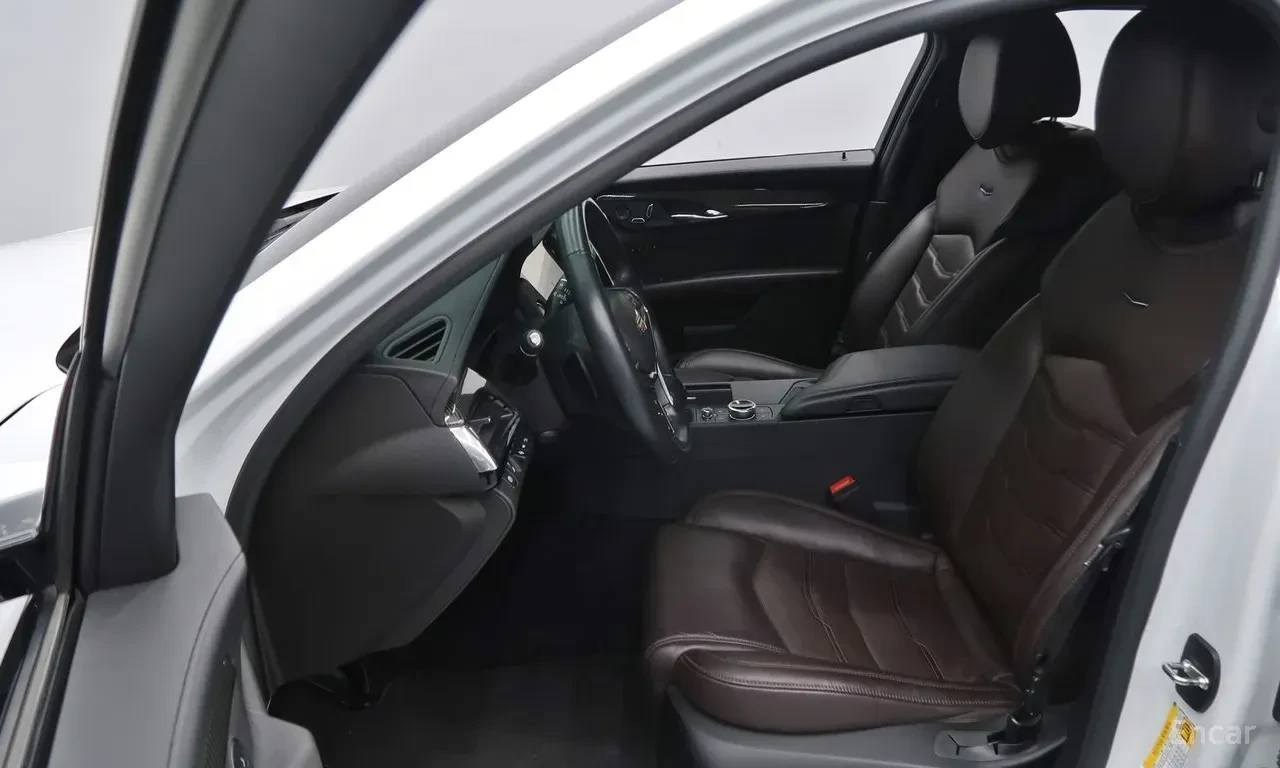 Cadillac CT6 3.6 AWD* 360 КАМЕРИ* BOSE* КРАЙНА ЦЕНА* , снимка 5 - Автомобили и джипове - 56653327
