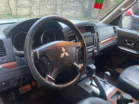 Mitsubishi Pajero 3.2 Di-DC (165) AT, снимка 4