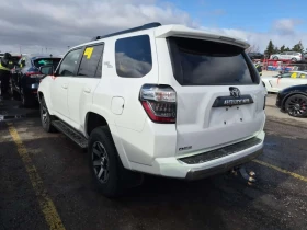 Toyota 4runner * TRD offroad Prem * CARFAX * 2 КЛЮЧА * ШИБИДАХ - 34990 € / 68434.49 лв. - 18600829 4