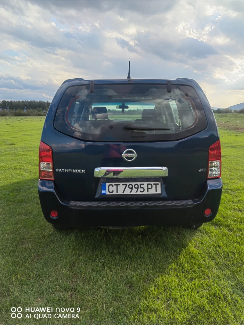 Nissan Pathfinder 2.5 dCi 4WD, снимка 3 - Автомобили и джипове - 52473558