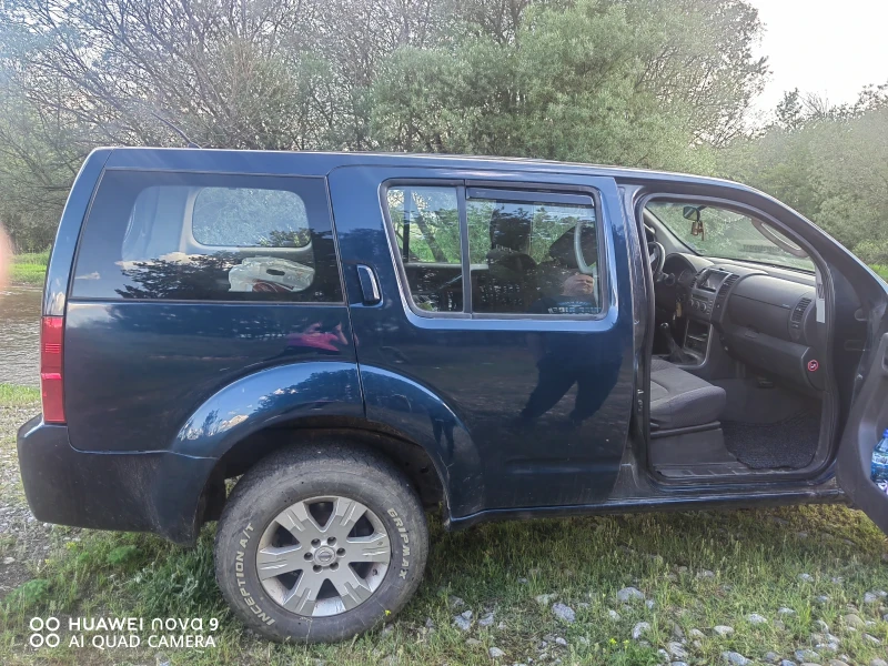 Nissan Pathfinder 2.5 dCi 4WD, снимка 4 - Автомобили и джипове - 52473558