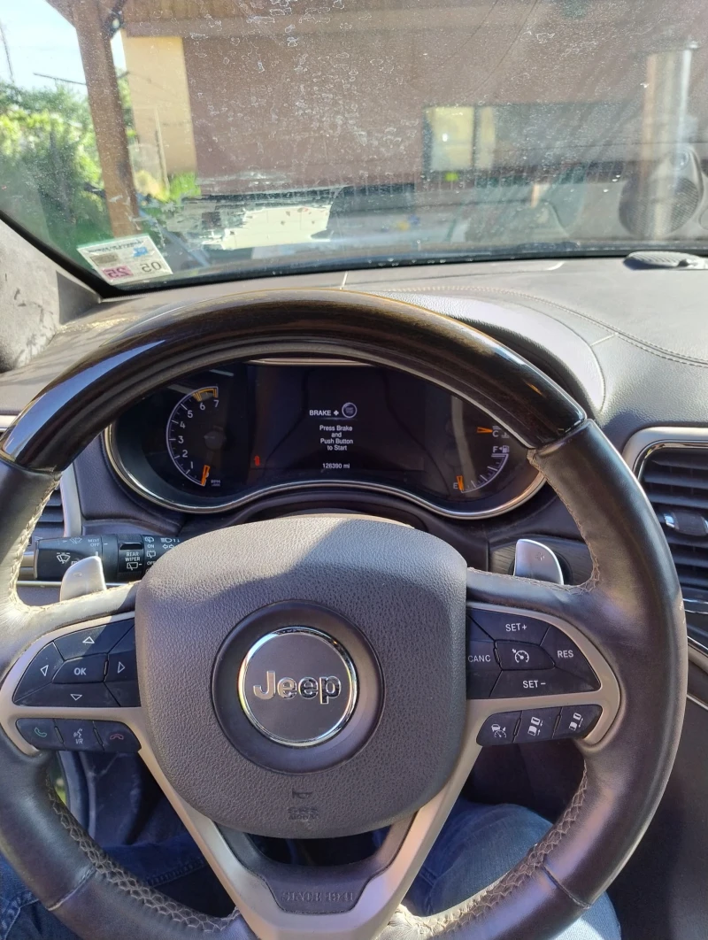 Jeep Grand cherokee 5.7 Hemi SUMMIT , снимка 8 - Автомобили и джипове - 52507964