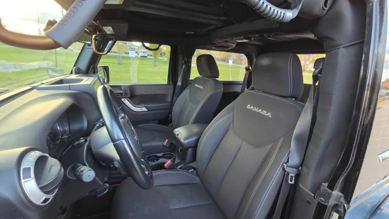 Jeep Wrangler * UNLIMITED SAHARA* CARFAX* , снимка 9 - Автомобили и джипове - 52848323