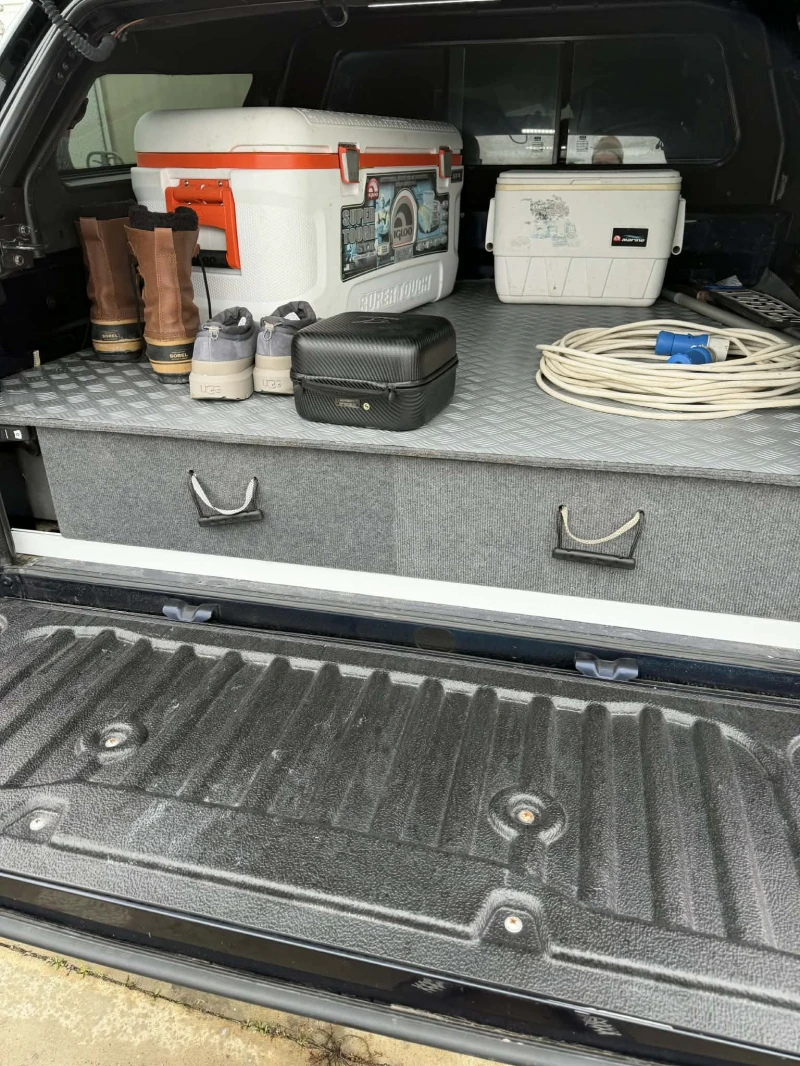 Mercedes-Benz X-Klasse ПИКАП, снимка 12 - Автомобили и джипове - 53561696