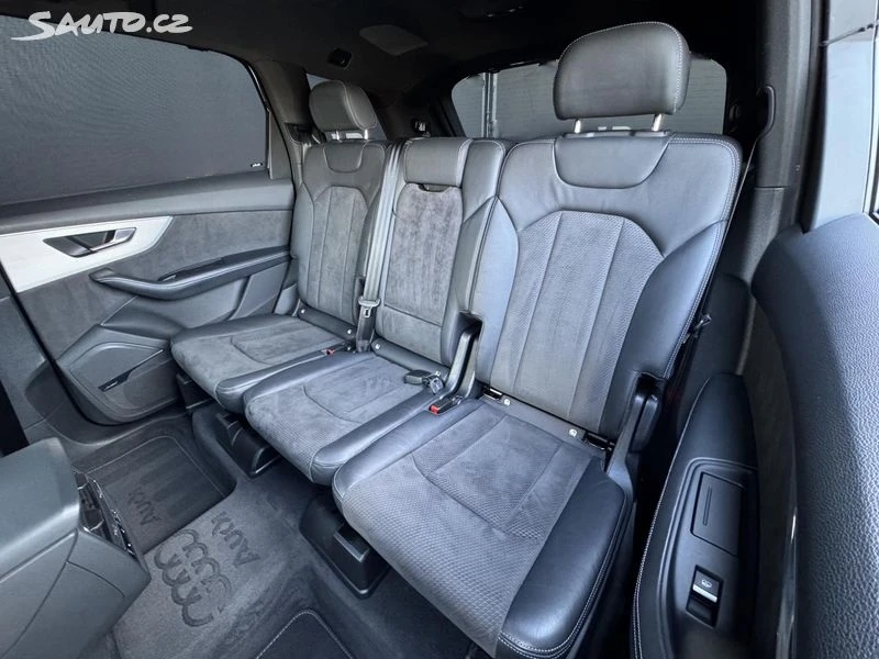 Audi Q7 3.0TDI Quattro, снимка 8 - Автомобили и джипове - 52837759