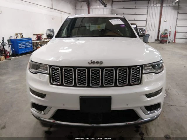 Jeep Grand cherokee SUMMIT / DISTRONIC / ОБДУХ / ПОДГРЕВИ / ПАНОРАМА , снимка 2 - Автомобили и джипове - 54987653