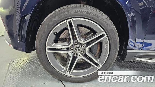 Mercedes-Benz GLS 400, снимка 6 - Автомобили и джипове - 55471531