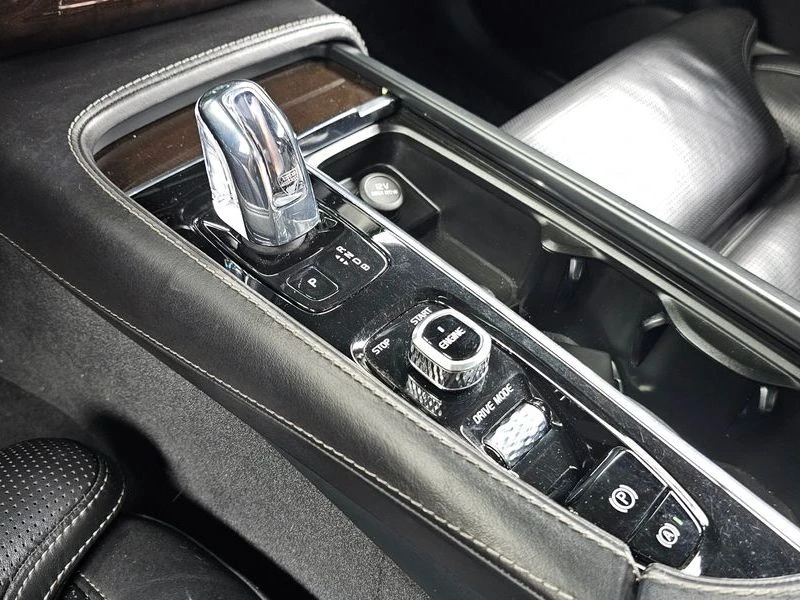 Volvo Xc90 T8 Inscription Hybird| 407к.с., снимка 9 - Автомобили и джипове - 56022457
