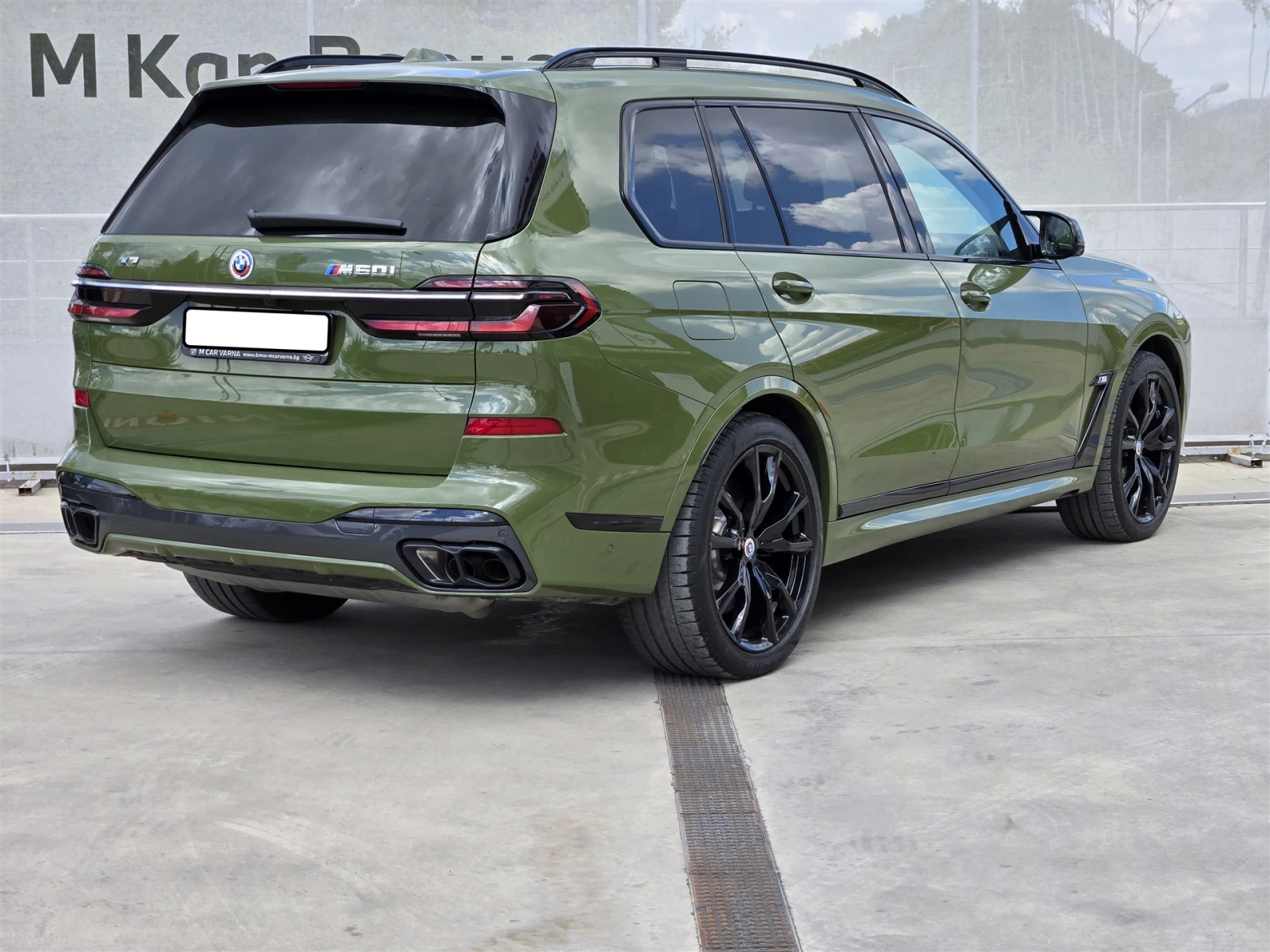 BMW X7 M60i xDrive - изображение 2