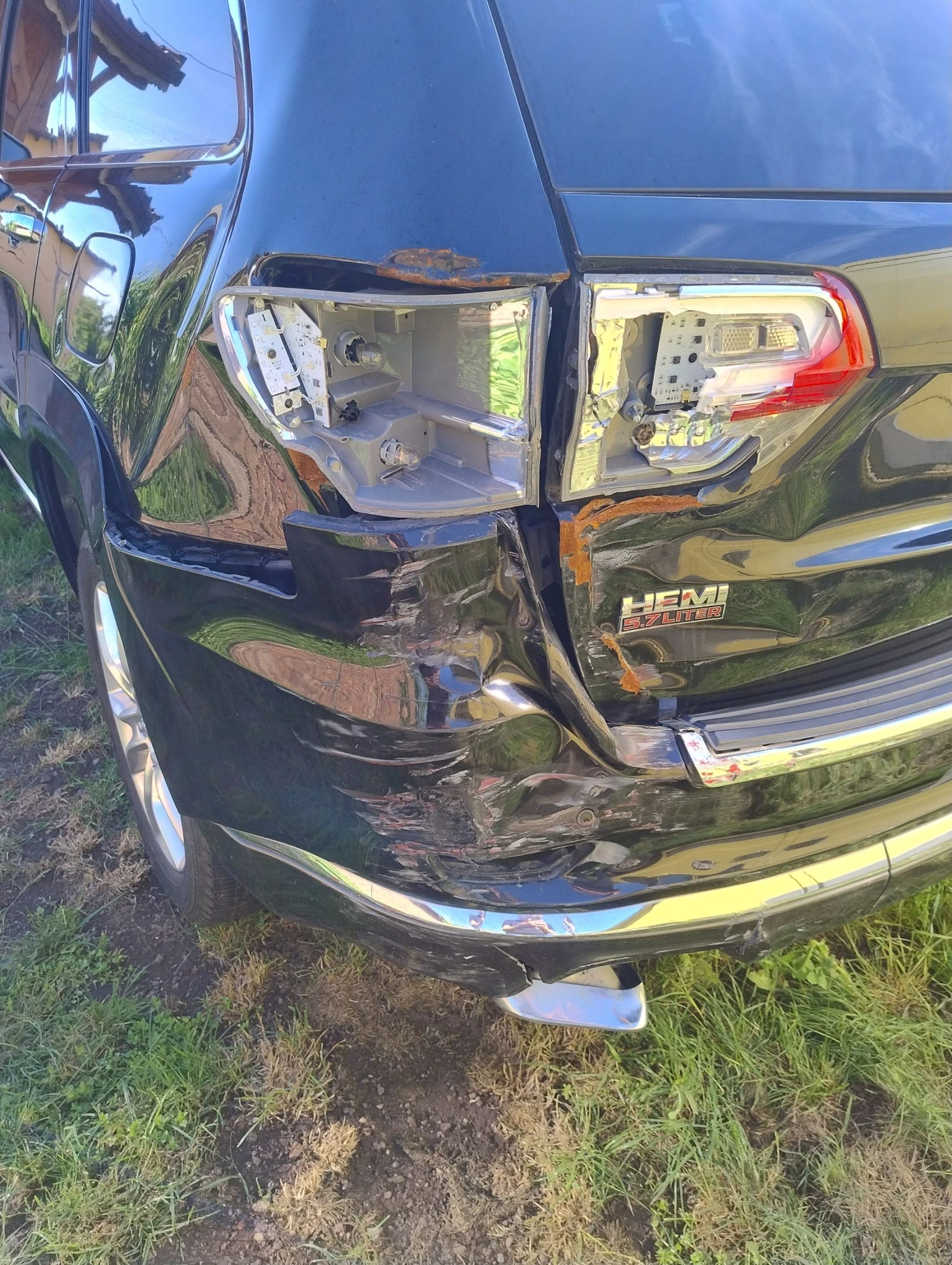 Jeep Grand cherokee 5.7 Hemi - изображение 5