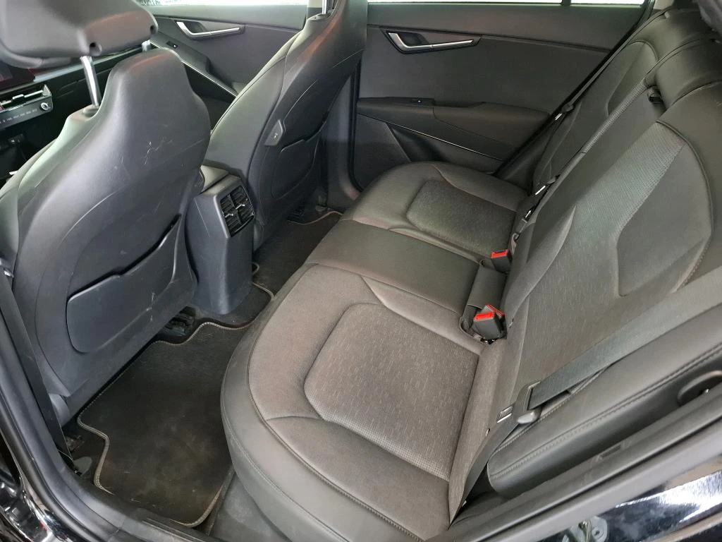 Kia Niro Premium 64kWh 204PS - изображение 6