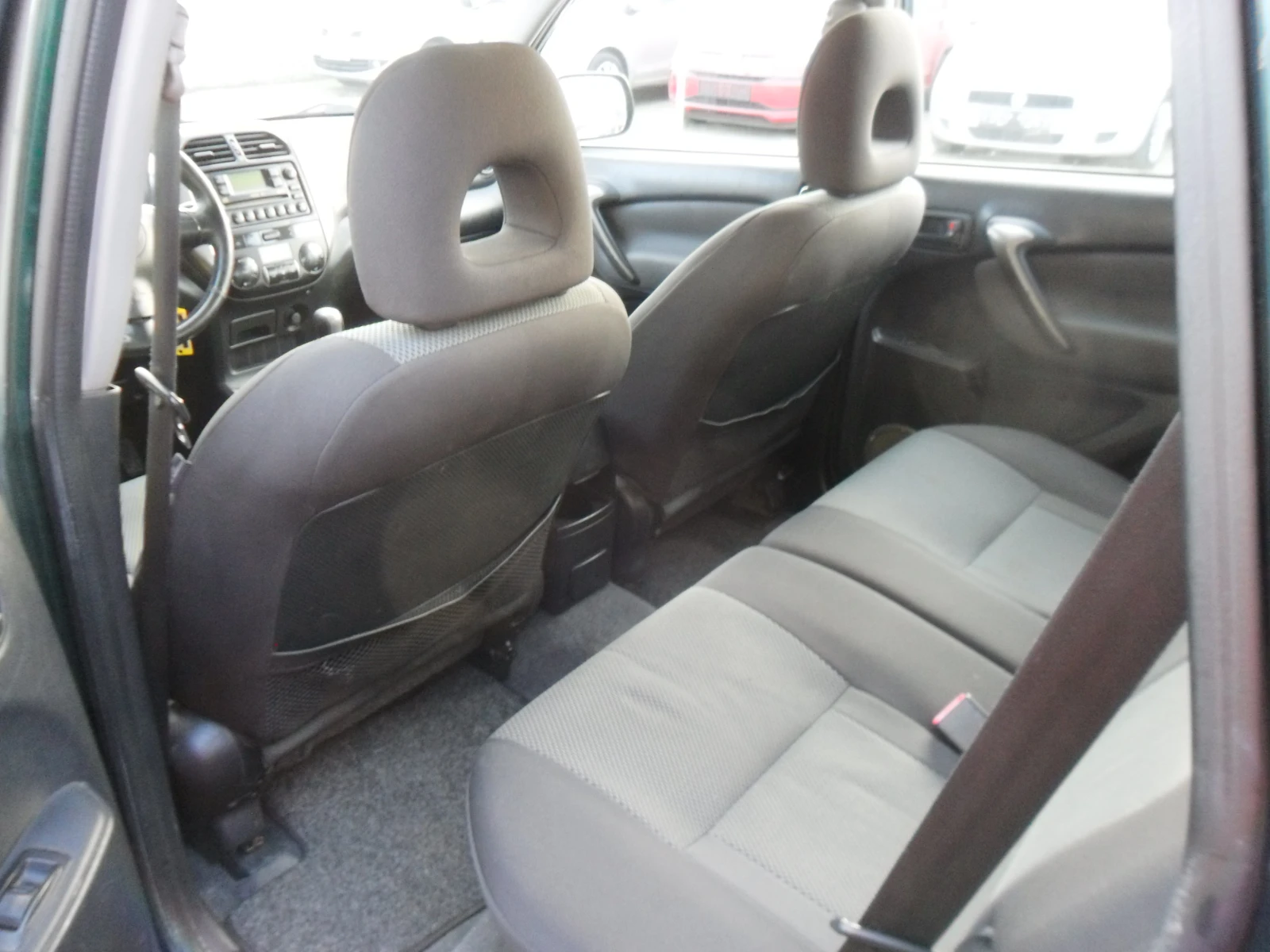 Toyota Rav4 2, 0-D4D-4X4-KLIMA-ITALY - изображение 8