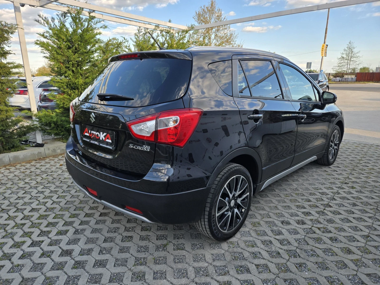 Suzuki SX4 S-Cross 1.6DDIS-120кс= 6СК= KEYLESS= АВТОПИЛОТ, снимка 3 - Автомобили и джипове - 54544132