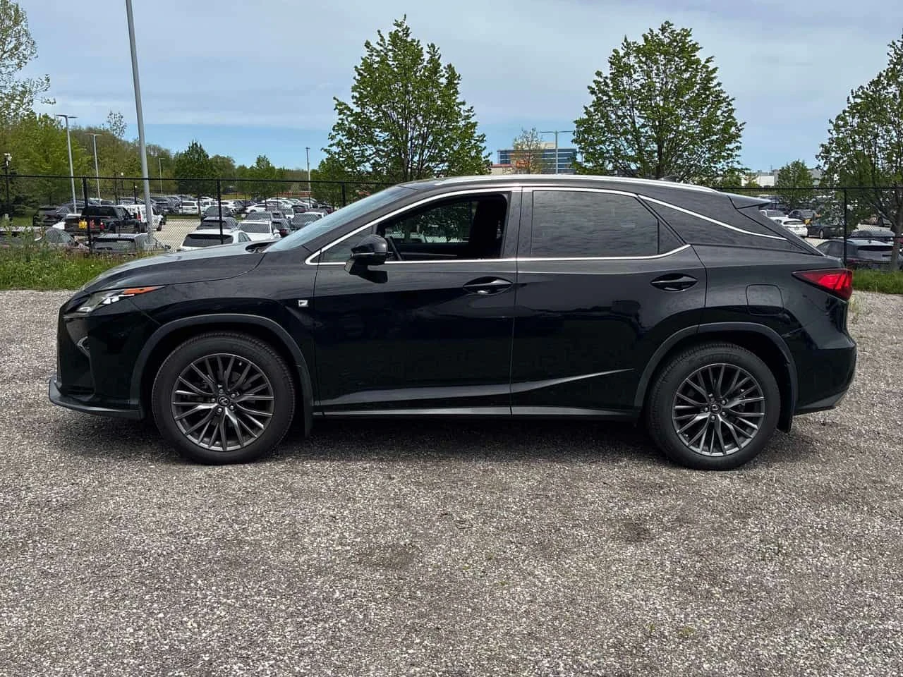 Lexus RX 350 * AWD 4dr * АВТОКРЕДИТ БЕЗ ПЪРВОНАЧАЛНАВНОСКА* , снимка 2 - Автомобили и джипове - 54649853