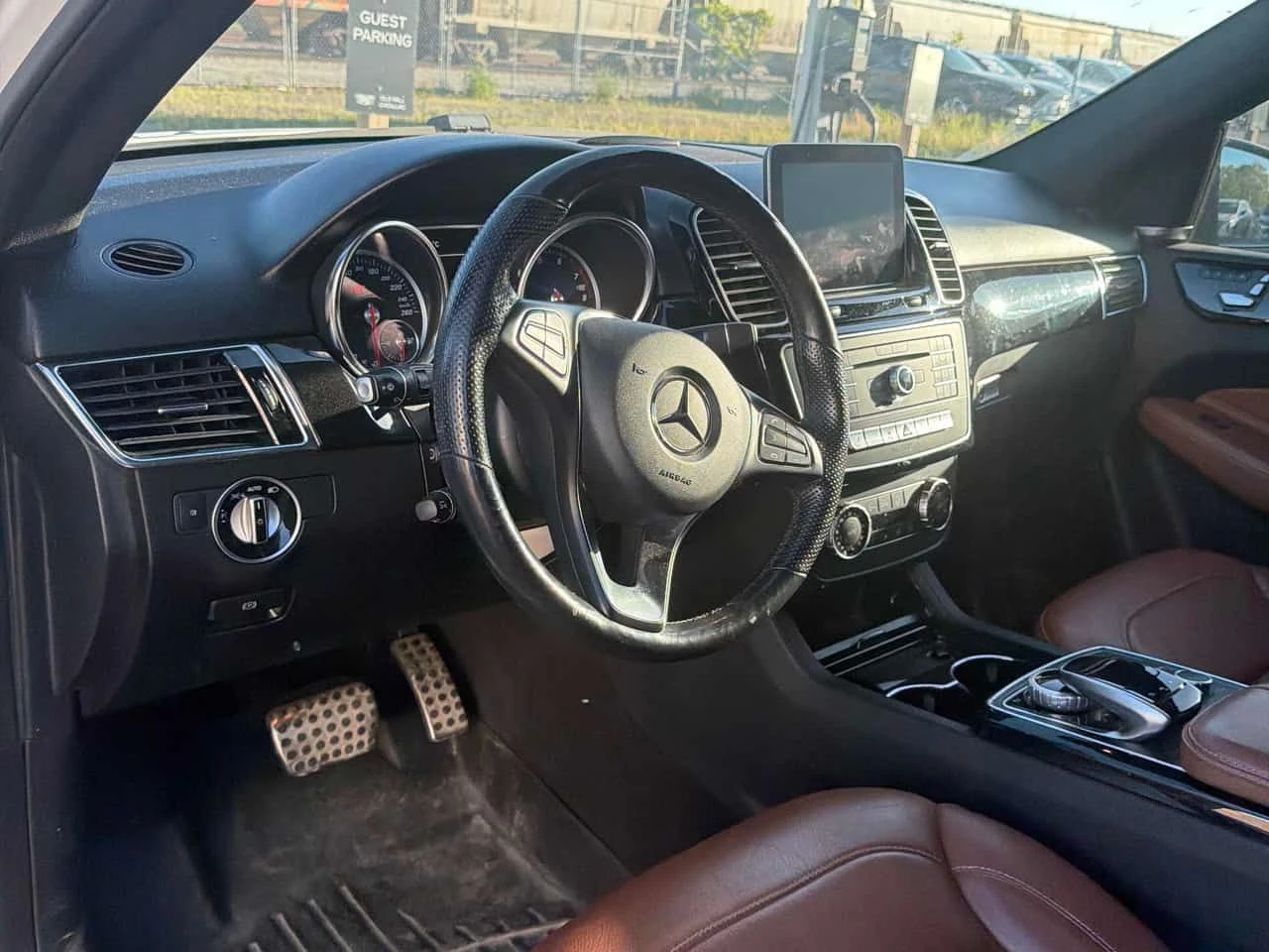 Mercedes-Benz GLE 400 / CARFAX / АВТОКРЕДИТ / , снимка 5 - Автомобили и джипове - 54859803